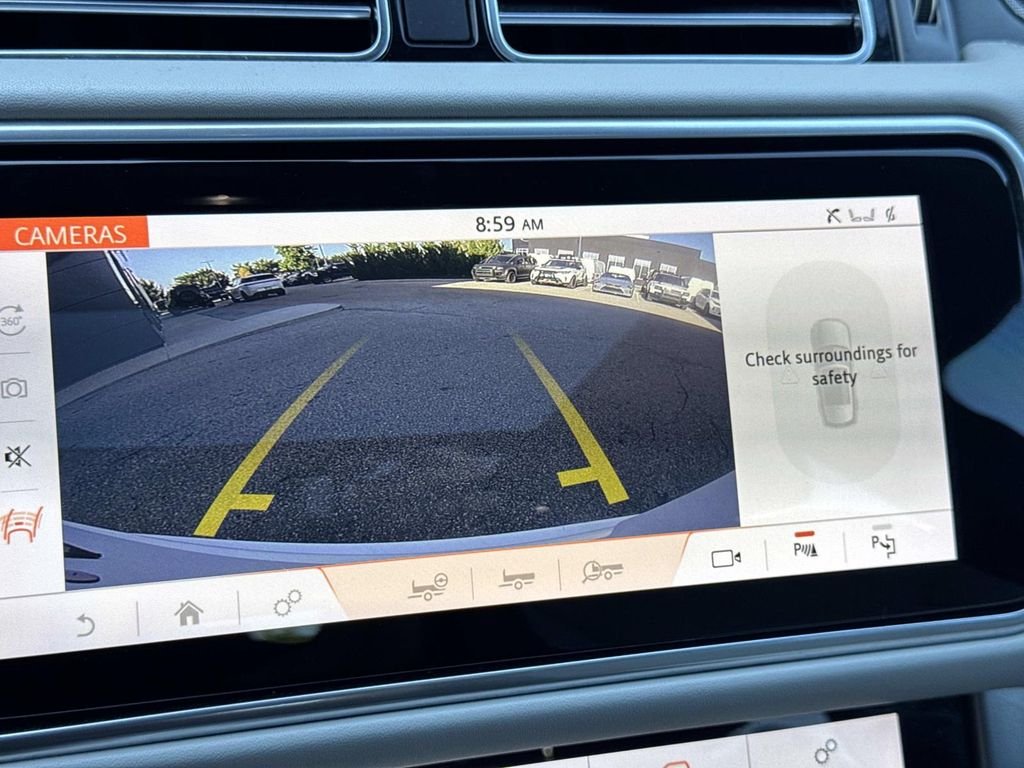 Used 2019 SVO PALETTE WHITE Land Rover SVAutobiography image 27