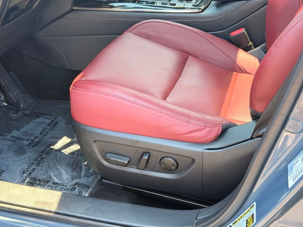 Used 2024 Gray Mazda 2.5 S Carbon Edition image 26