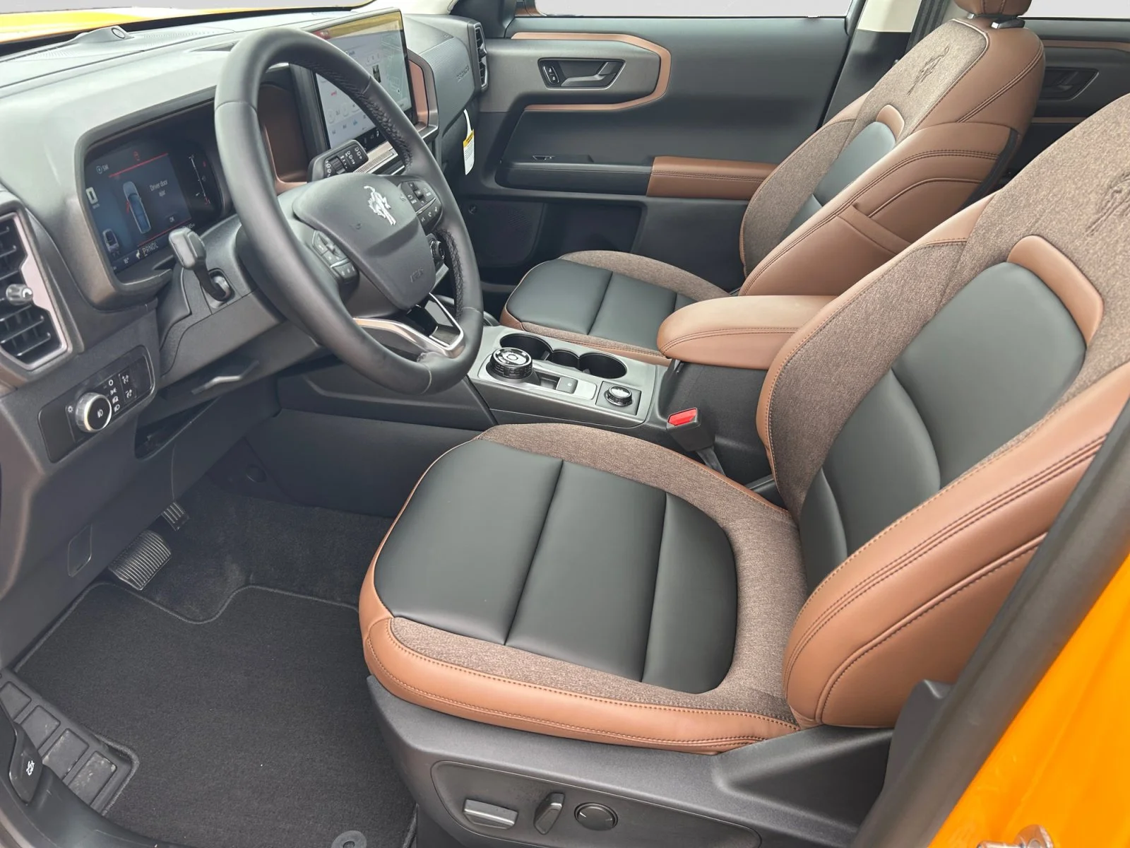 New 2026 Orange Fury Metallic Tri-Coat Ford Outer Banks image 13