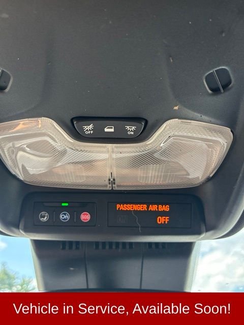 Used 2024 White Chevrolet Z71 image 15