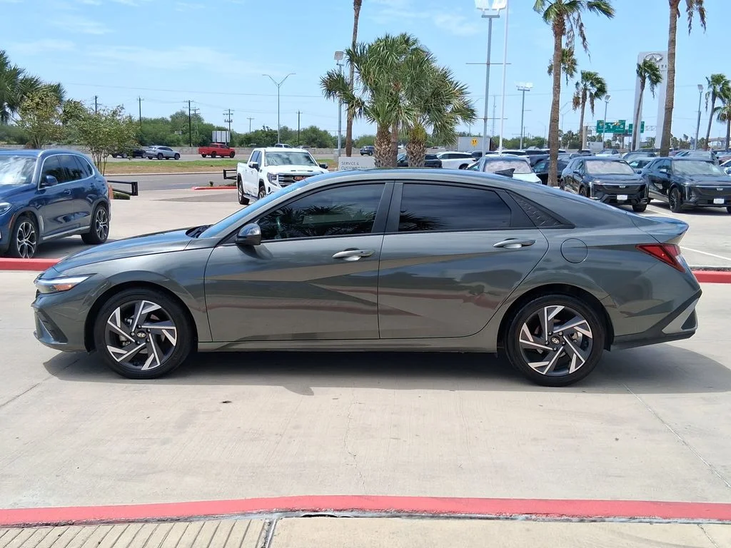 Certified Used 2025 Gray Hyundai SEL Sport image 3