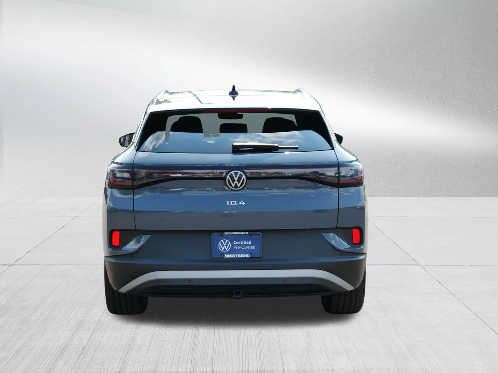 Certified Used 2025 Pure Gray w/Black Roof Volkswagen Pro S Plus image 6
