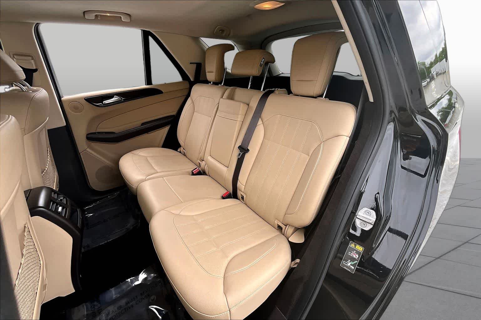 Used 2018 Obsidian Black Metallic Mercedes-Benz GLE 350 image 21