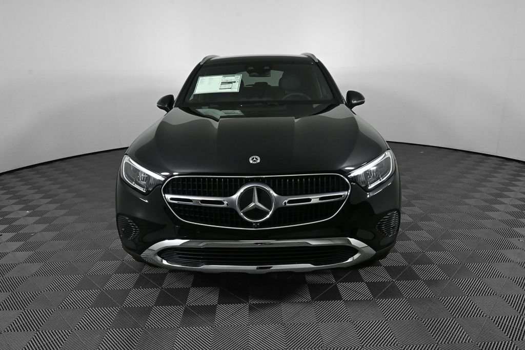 New 2026 Black Mercedes-Benz GLC 300 image 33