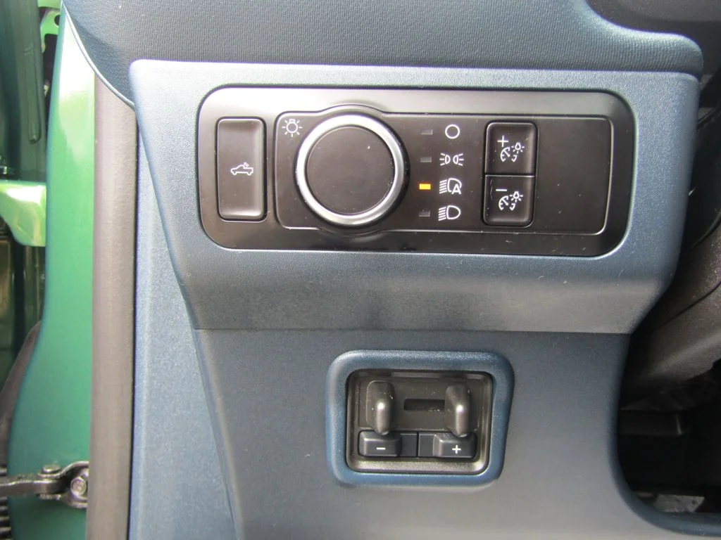 Used 2025 Green Ford XLT image 20