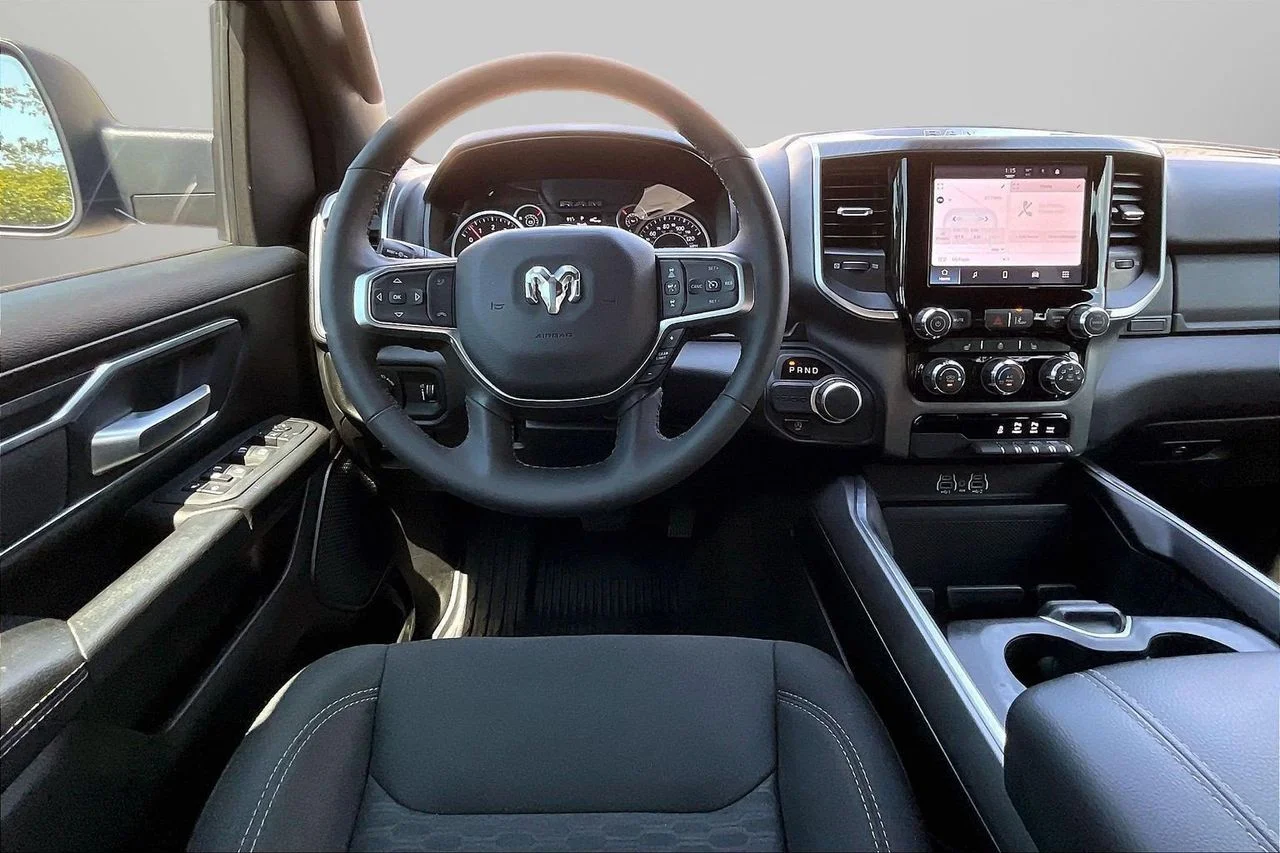 Used 2025 Blue Ram Big Horn/Lone Star image 11