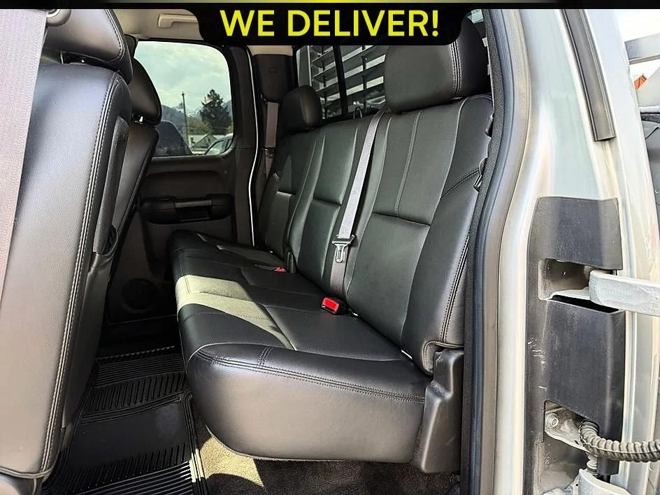Used 2012 Silver GMC SLT image 17