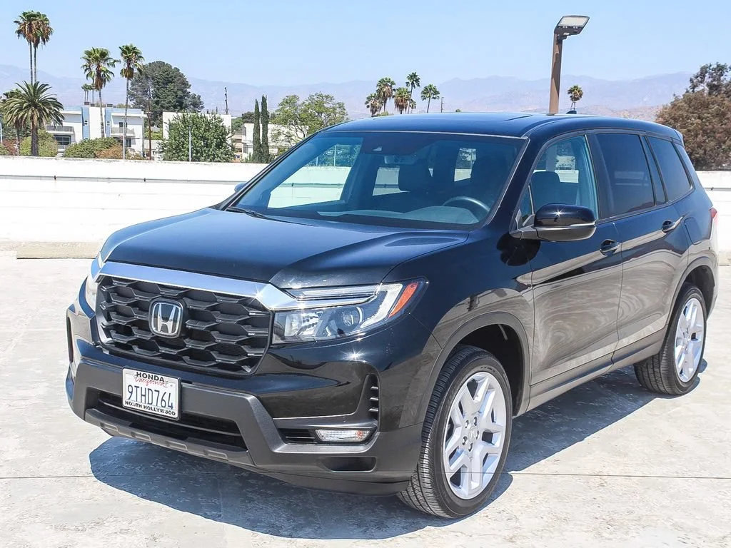 2025 Honda Passport EX-L - Photo 31