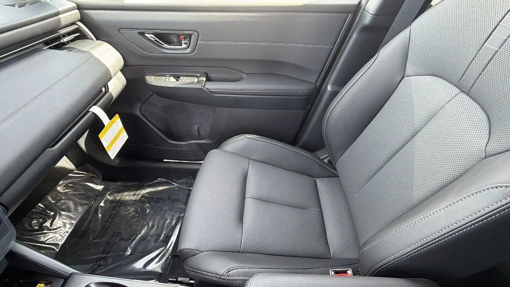 Used 2026 Crystal White Pearl Subaru Touring XT image 12