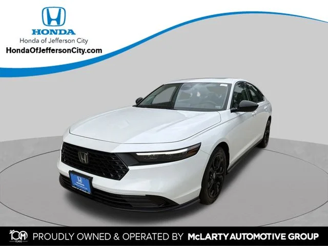 Certified Used 2025 Platinum White Pearl Honda 1.5T SE image 1