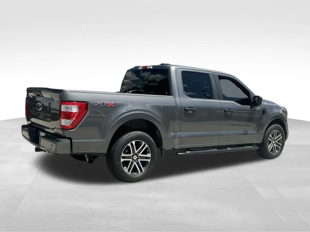 Used 2023 Gray Ford XL image 12