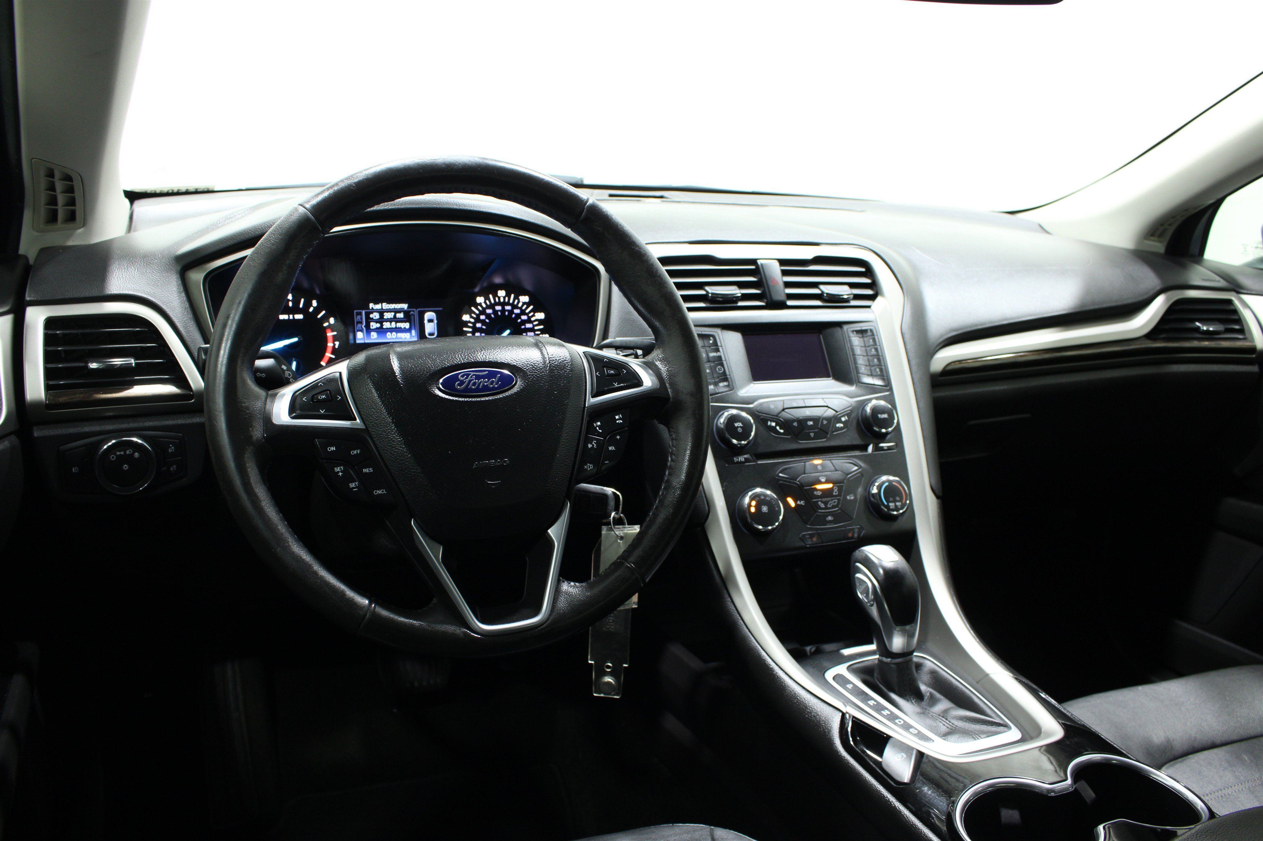 Used 2016 Ford Fusion SE with VIN 3FA6P0HD8GR197836 for sale in Wichita, KS
