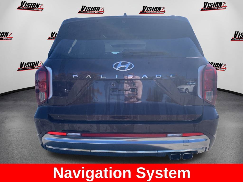 Used 2024 Red Hyundai Calligraphy image 4