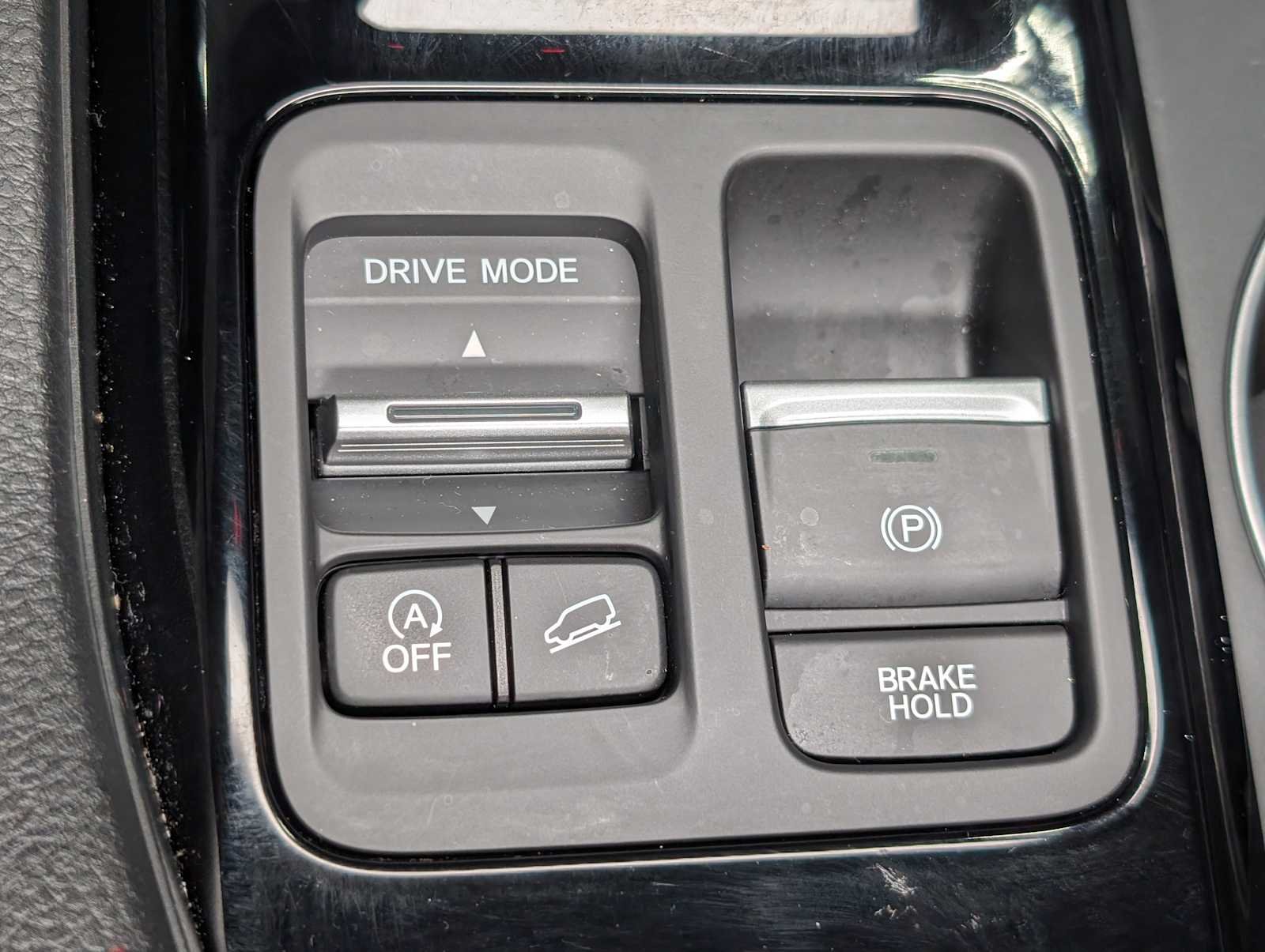 Used 2025 Radiant Red Metallic II Honda Black Edition image 28