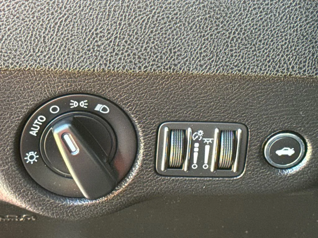 Used 2023 Orange Dodge R/T image 21