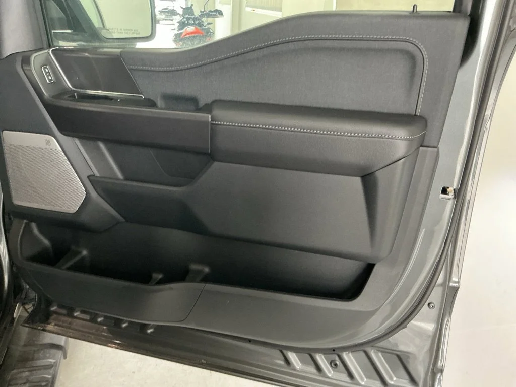 New 2026 Carbonized Gray Metallic Ford Lariat® image 23