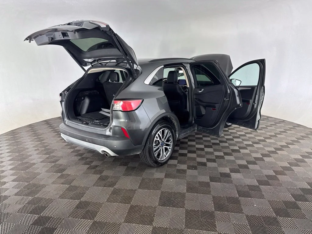 Used 2020 Gray Ford SEL image 15
