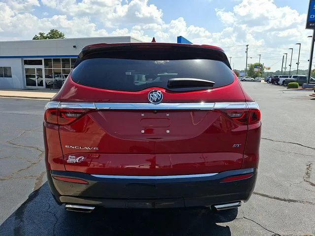 Used 2023 Red Buick Essence image 5