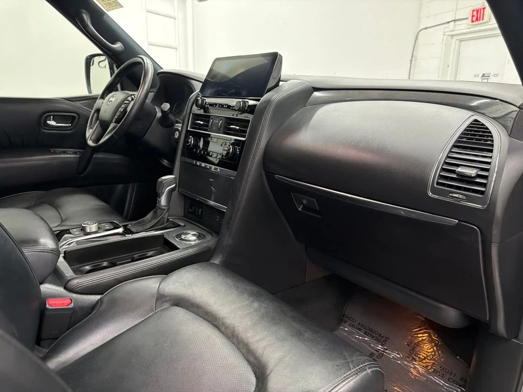 Used 2022 Gray Nissan SL image 35