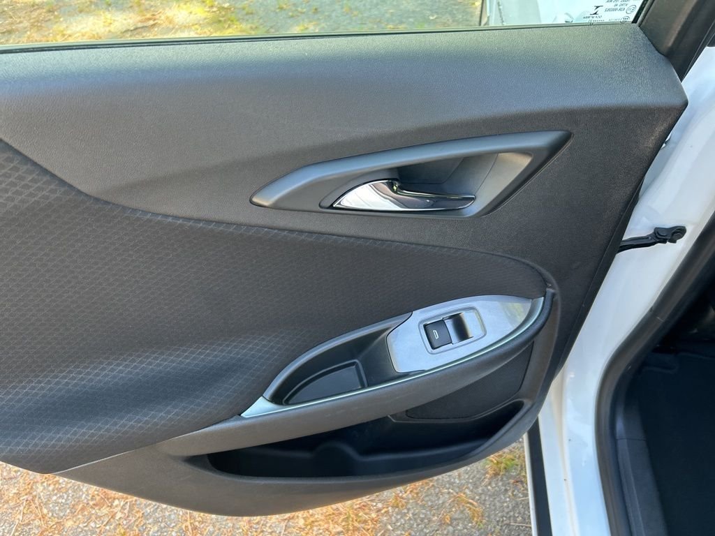 Used 2023 White Chevrolet LT image 26