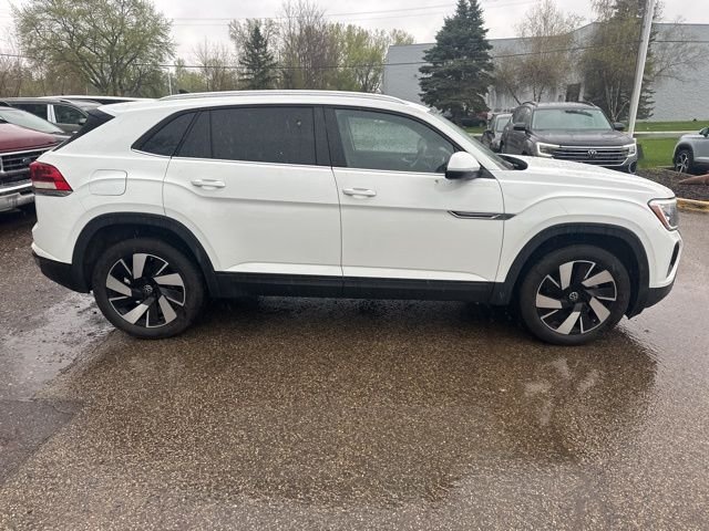 Certified 2024 Volkswagen Atlas Cross Sport SE w/Tech with VIN 1V2KE2CA7RC207148 for sale in Inver Grove Heights, Minnesota