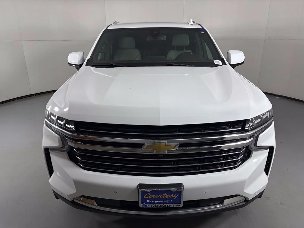 Used 2021 White Chevrolet LT image 3