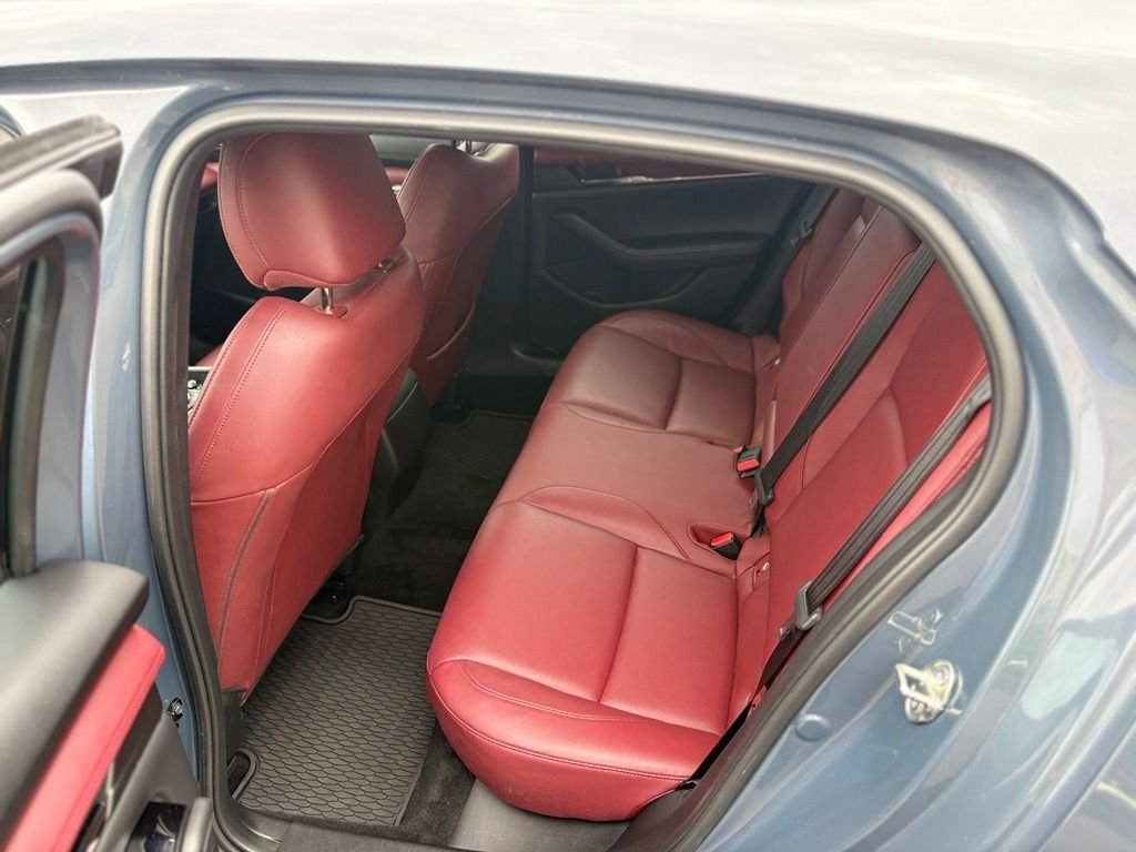 Used 2019 Gray Metallic Mazda Premium image 12
