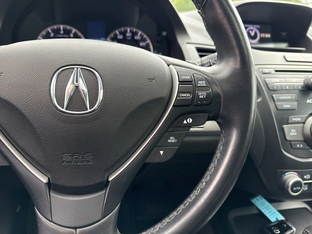 Used 2018 Crystal Black Pearl Acura Base image 12