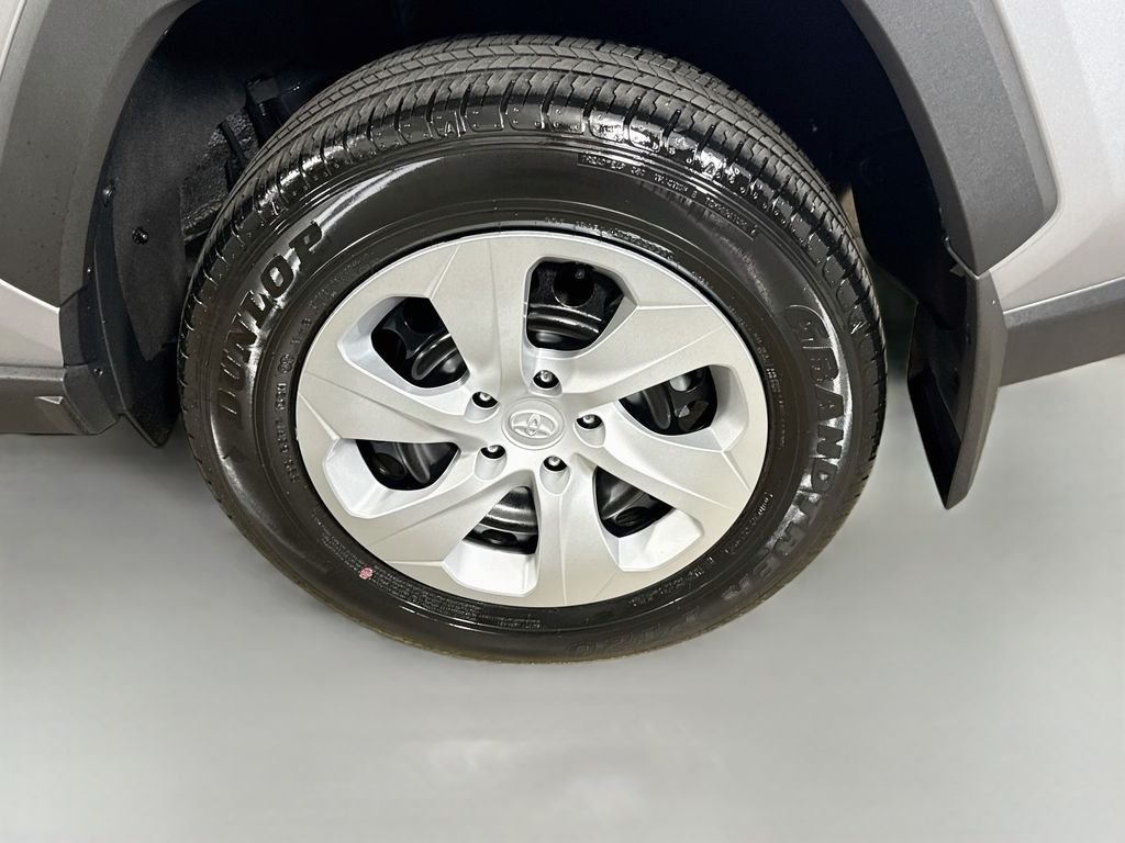 Used 2025 Silver Sky Metallic Toyota LE image 9