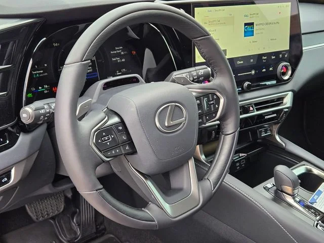 New 2026 Eminent White Pearl Lexus PREMIUM AWD image 11
