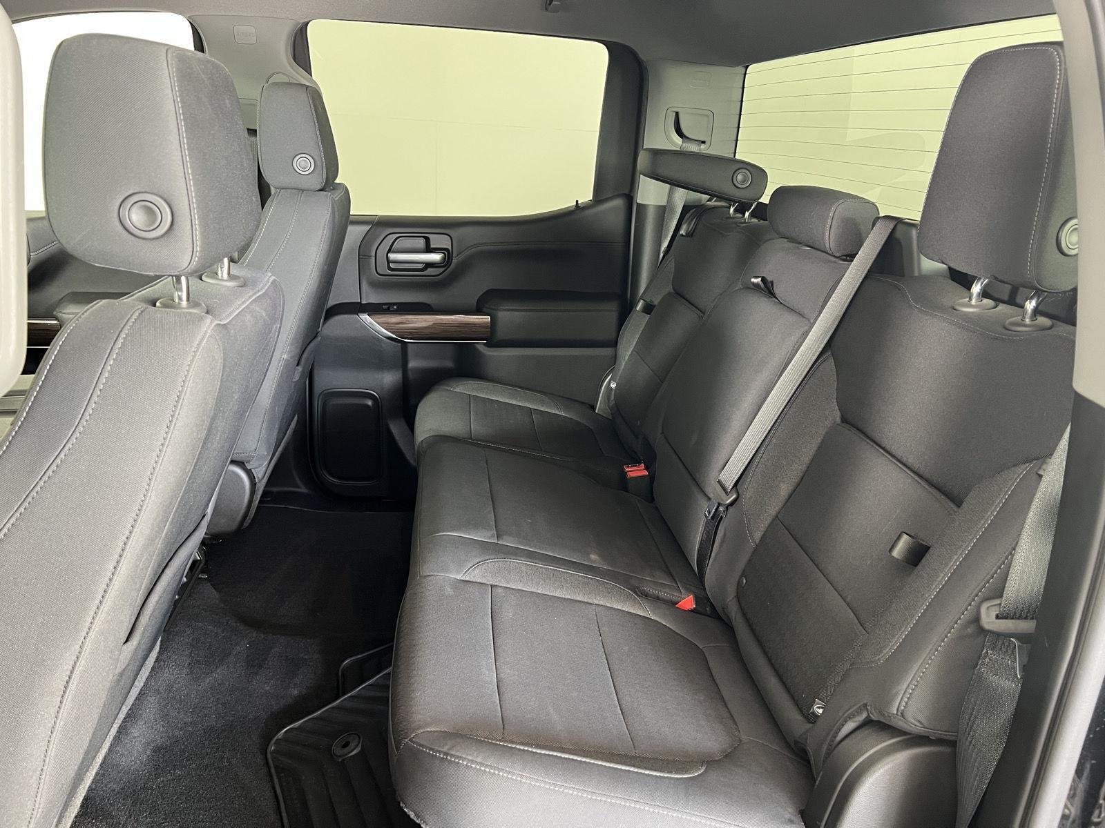 Used 2019 BLACK Chevrolet RST image 20