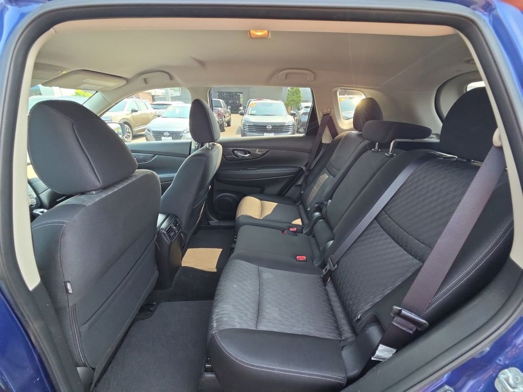 Used 2017 Blue Nissan SV image 19