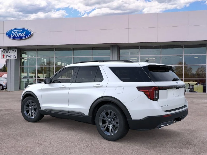 New 2026 Star White Metallic Tri-Coat Ford Active image 26