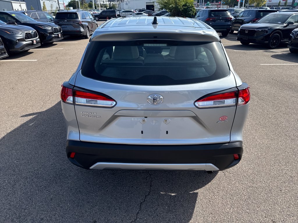 Certified Used 2025 Silver Toyota L image 6