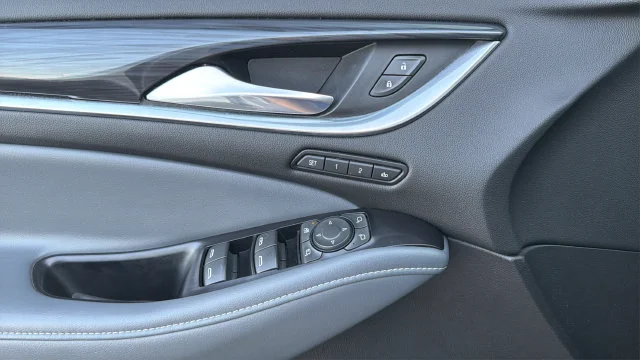 2018 Buick Enclave Premium - Photo 25