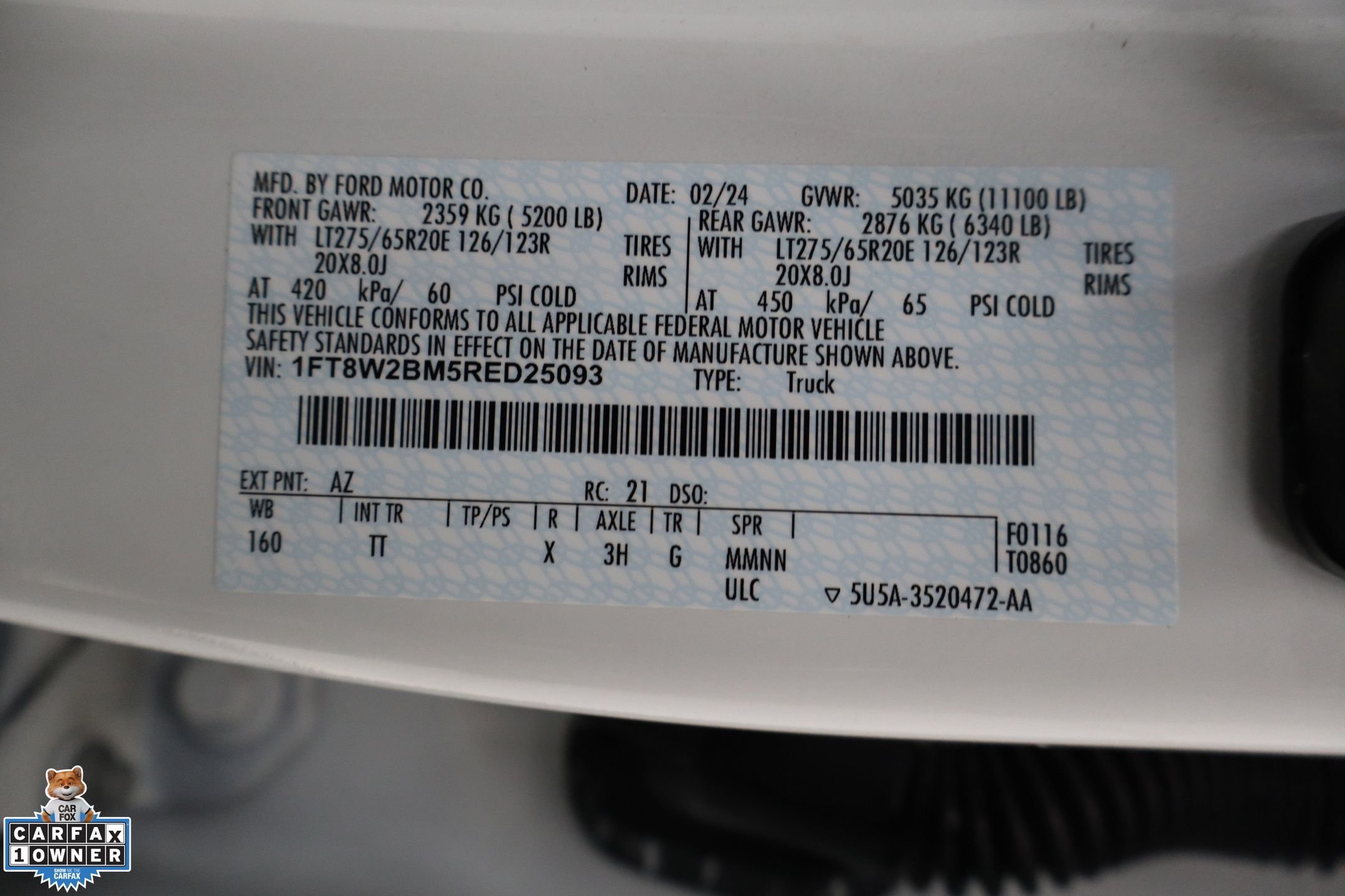 Used 2024 White Ford Limited image 29