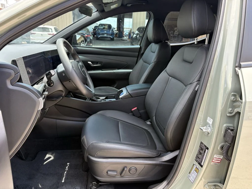 Used 2025 Sage Gray Hyundai SEL image 12
