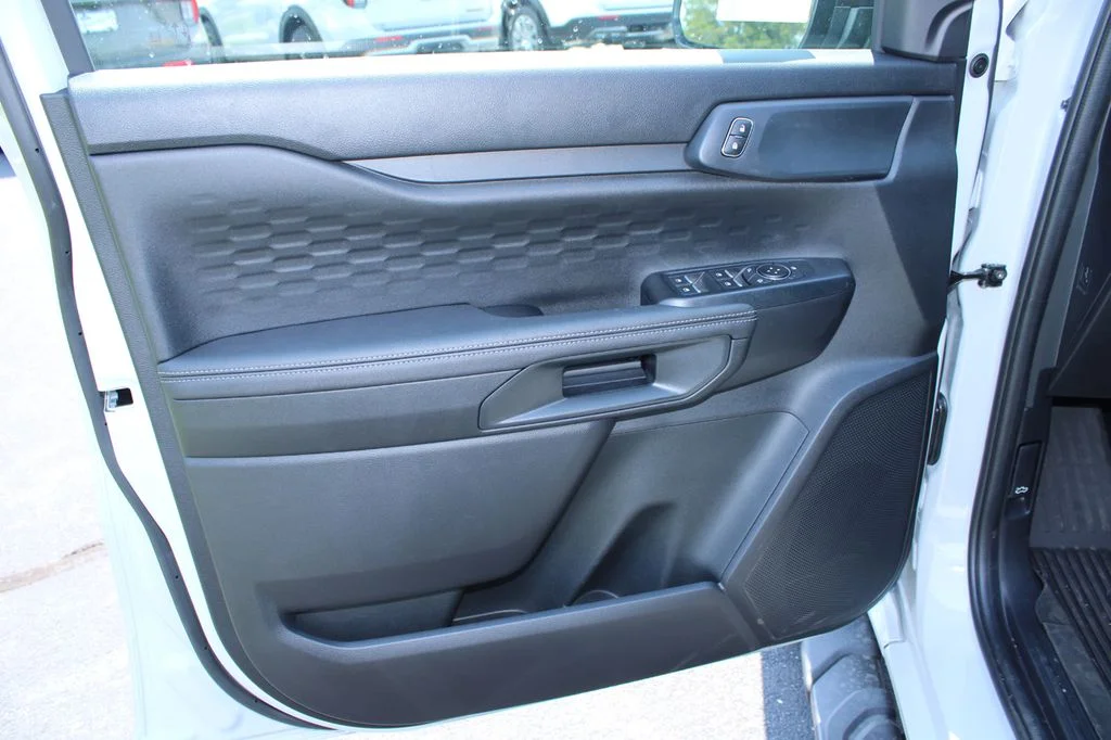 New 2026 Avalanche Ford XLT image 34