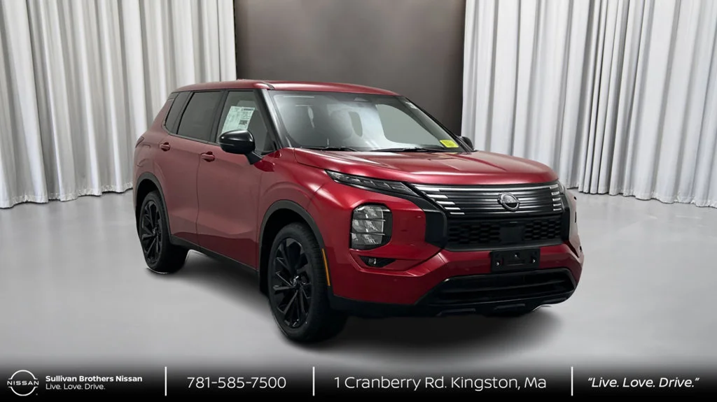 New 2026 Red Nissan SL image 3