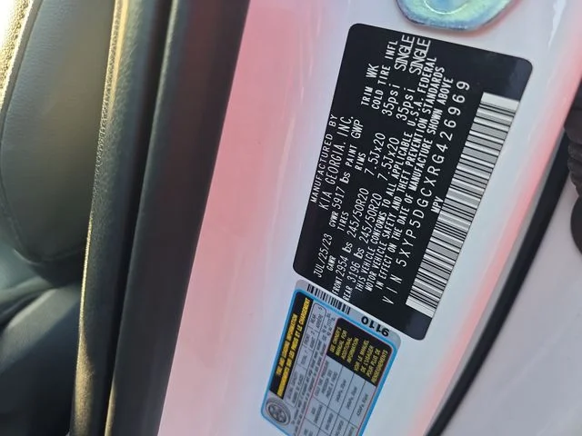Used 2024 White Kia SX X-Line image 38
