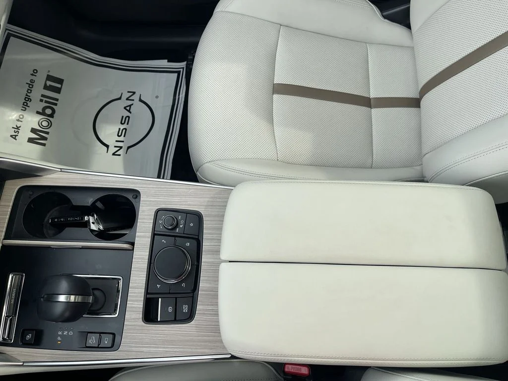 Used 2024 White Mazda Premium Plus image 21