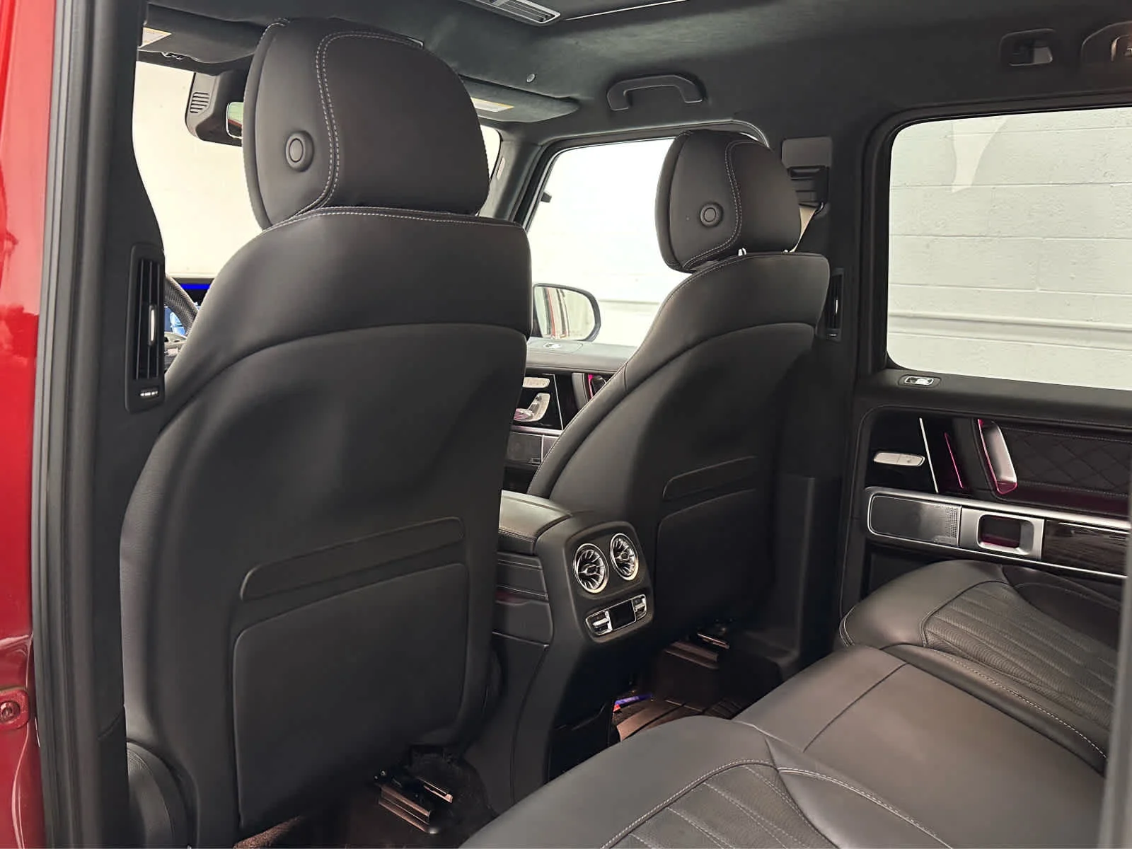 Used 2022 MANUFAKTUR Cardinal Red Metallic Mercedes-Benz AMG® G 63 image 13