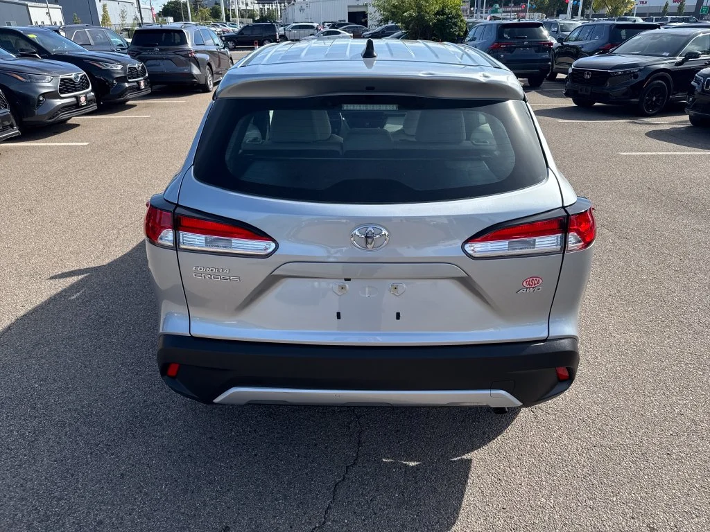Used 2025 Silver Toyota L image 6