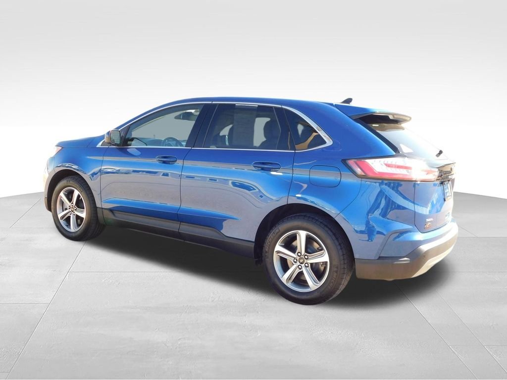 Used 2023 Blue Ford SEL image 8