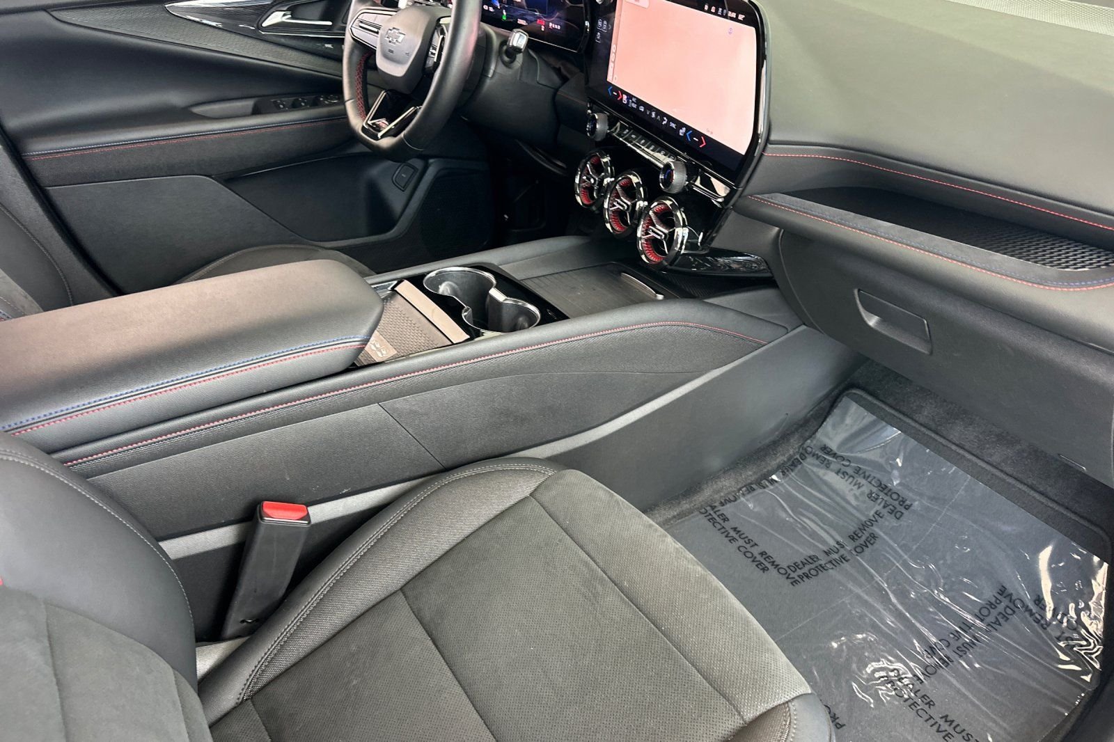 Used 2024 White Chevrolet RS image 20