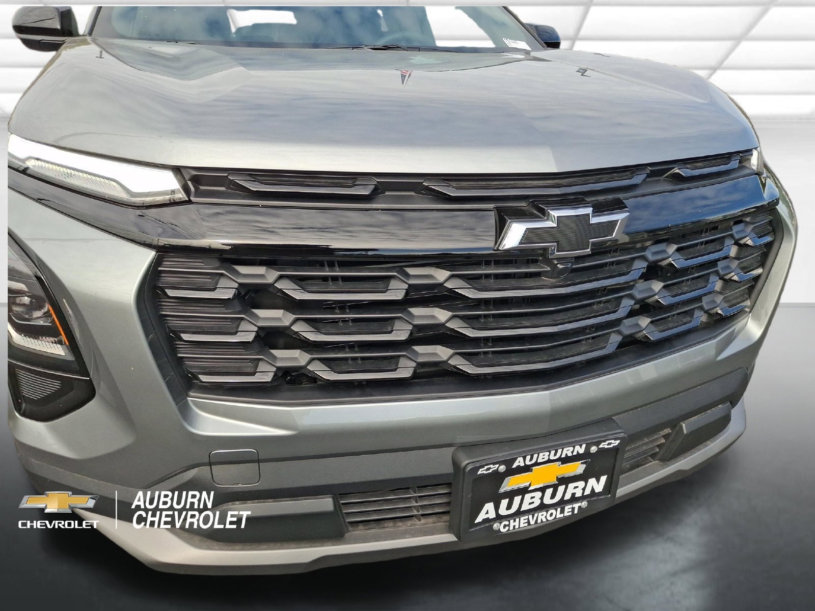 2027 Chevrolet Equinox LT - Photo 20