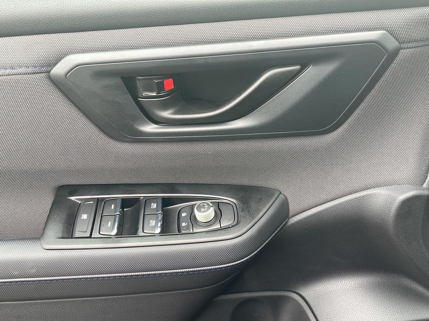 New 2026 CRYSTAL BLACK SILICA Subaru Premium image 11