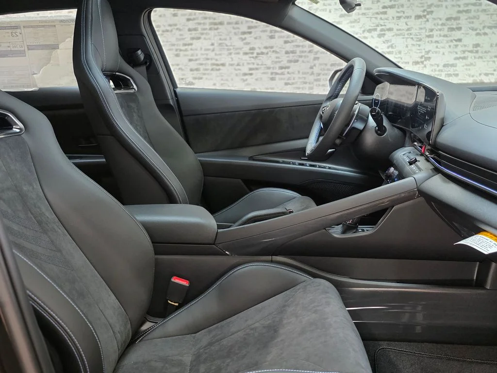 New 2026 Abyss Black Hyundai Base image 10