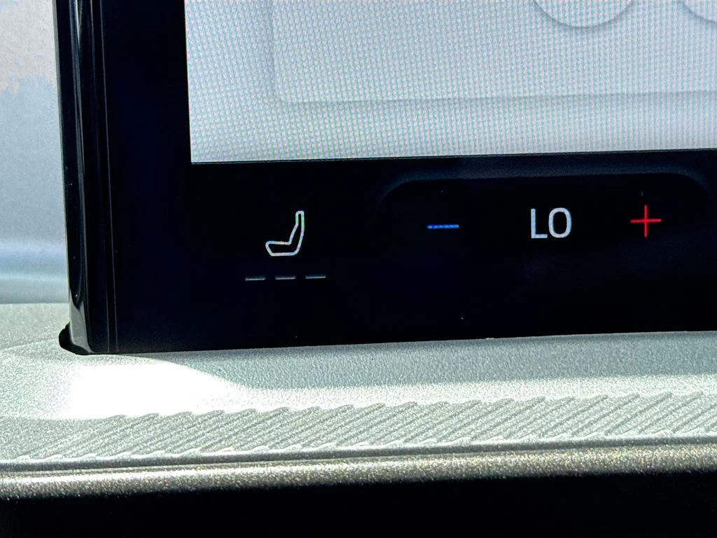 Used 2025 Beige Ford Badlands image 21