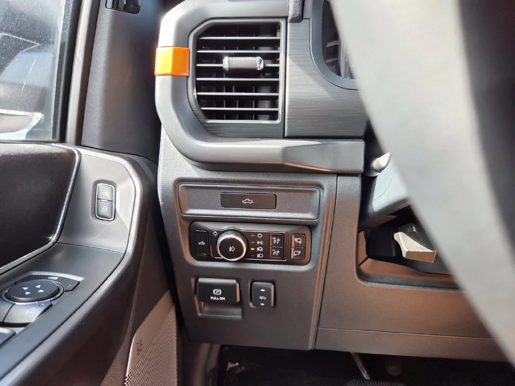 New 2026 Oxford White Ford Tremor® image 12